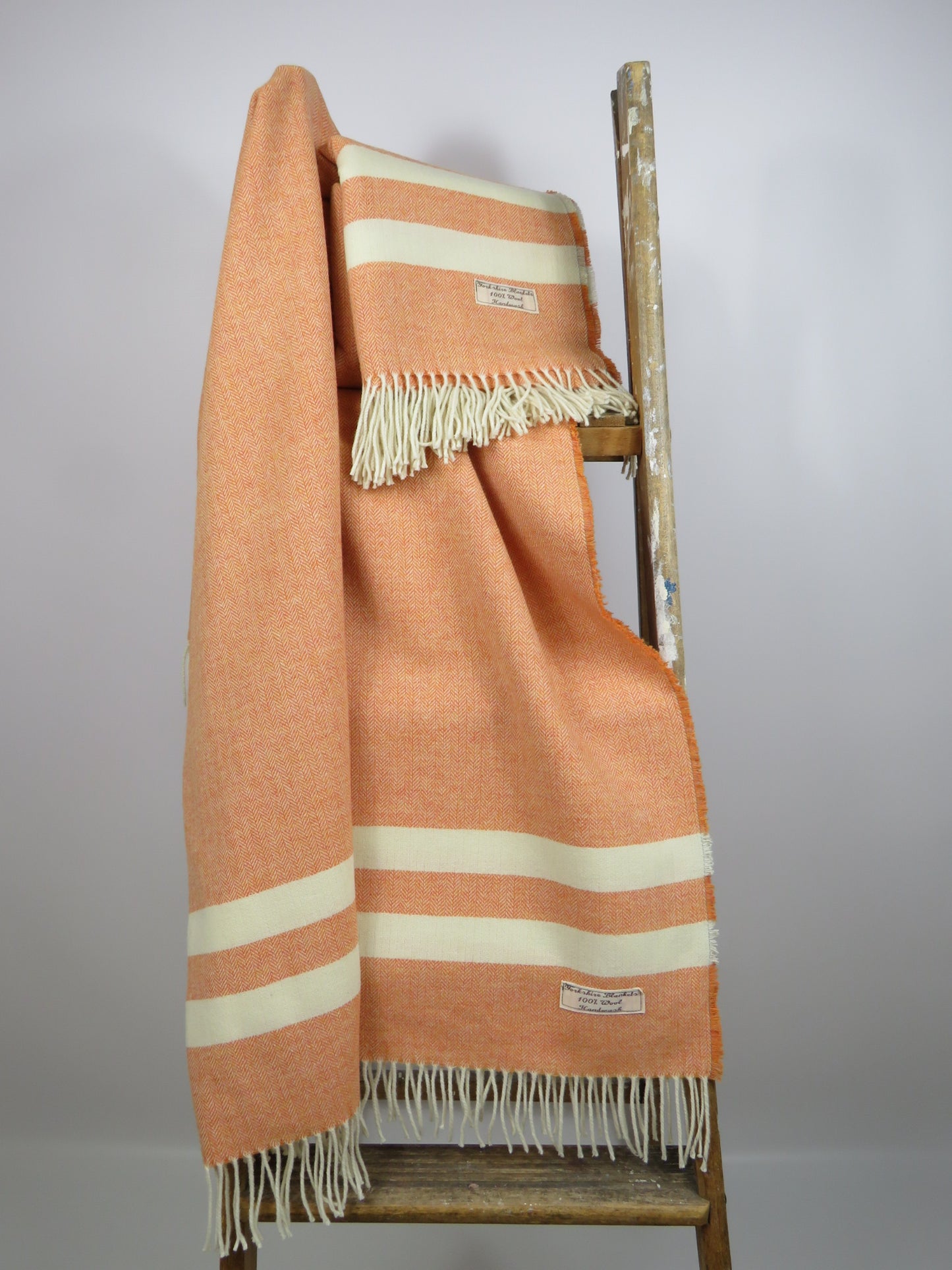 Barnsley Hospice Charity Blanket - Regular with Pin