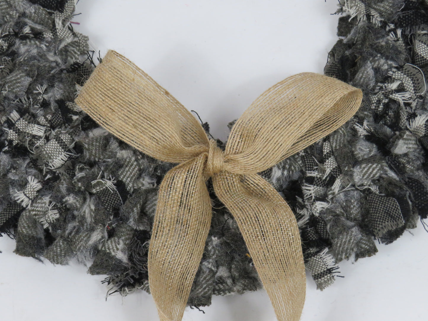 SALE Large Made Round Rag Wreath (38)