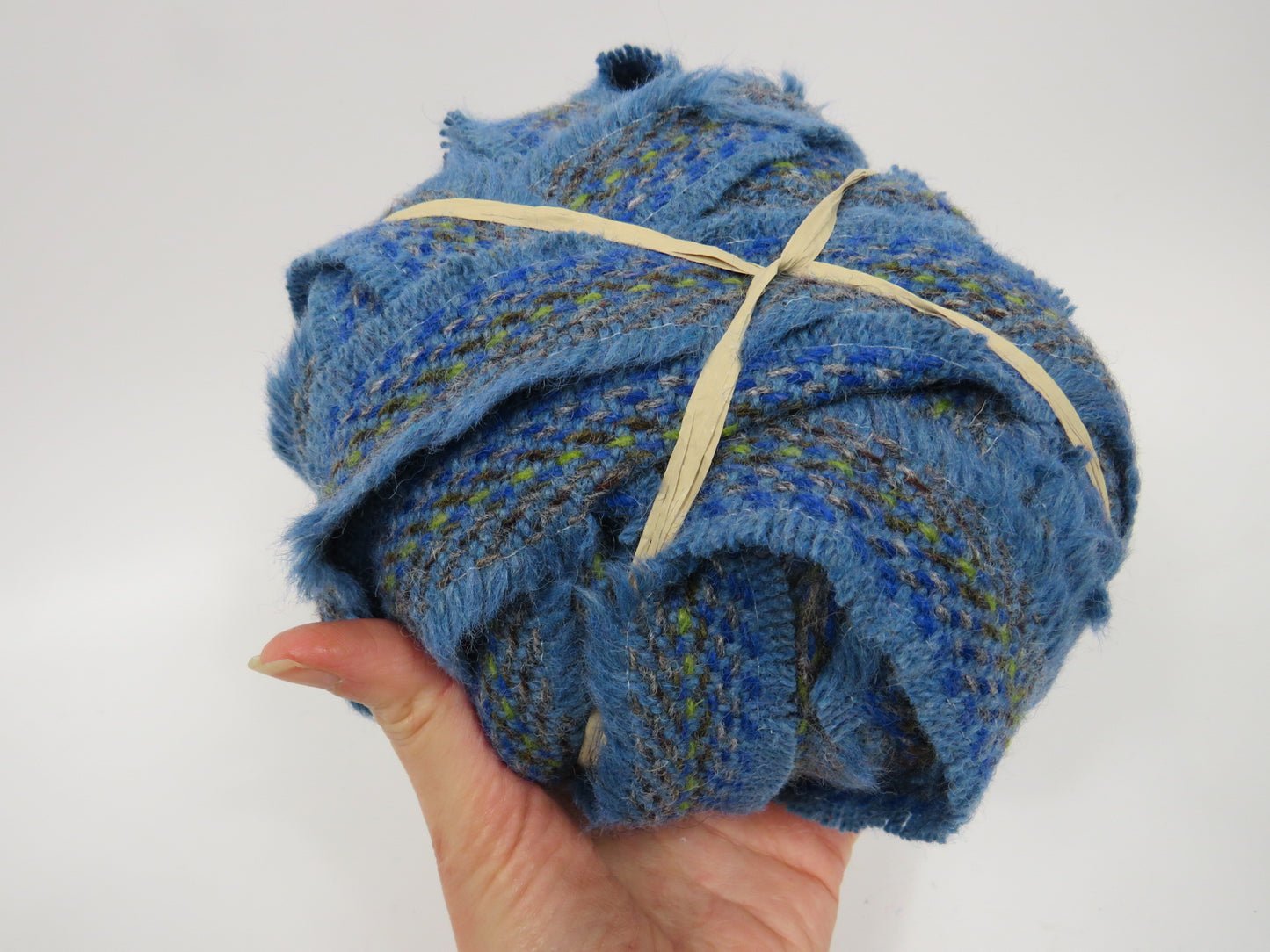 Blanket Yarn Ball Selvedge Edge (32)