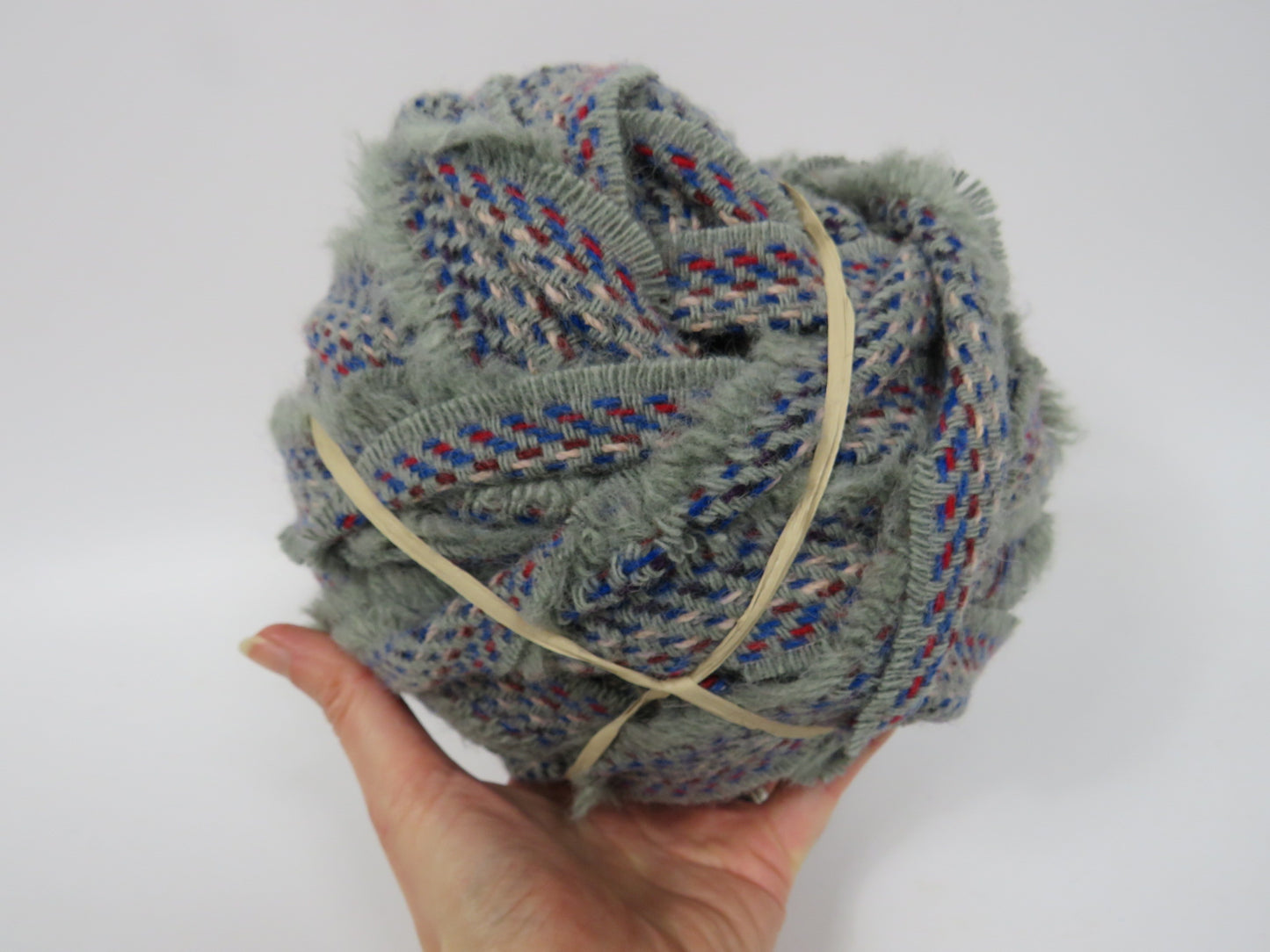 Blanket Yarn Ball Selvedge Edge (1)