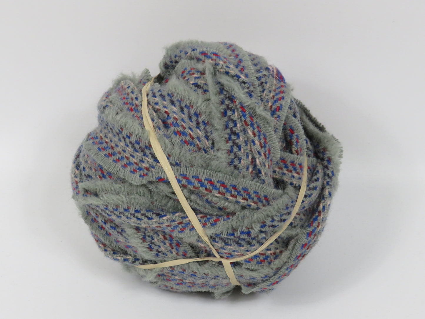 Blanket Yarn Ball Selvedge Edge (1)