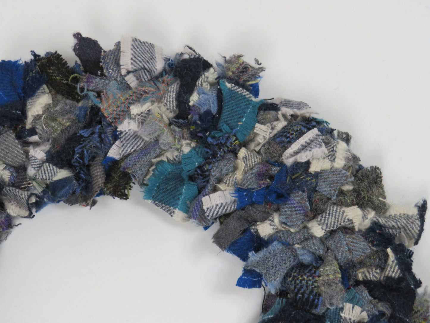 SALE Large Made Round Rag Wreath (28)
