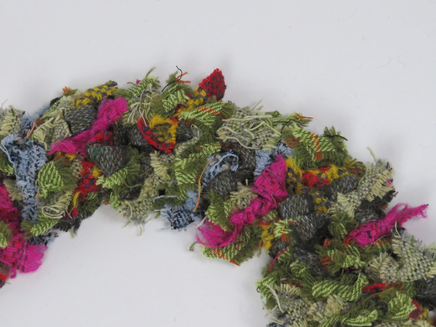SALE Large Made Round Rag Wreath (22)
