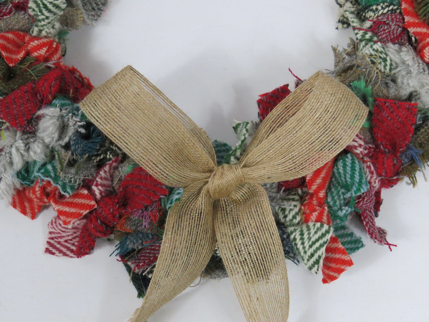 (8) Christmas Made Round Rag Wreath