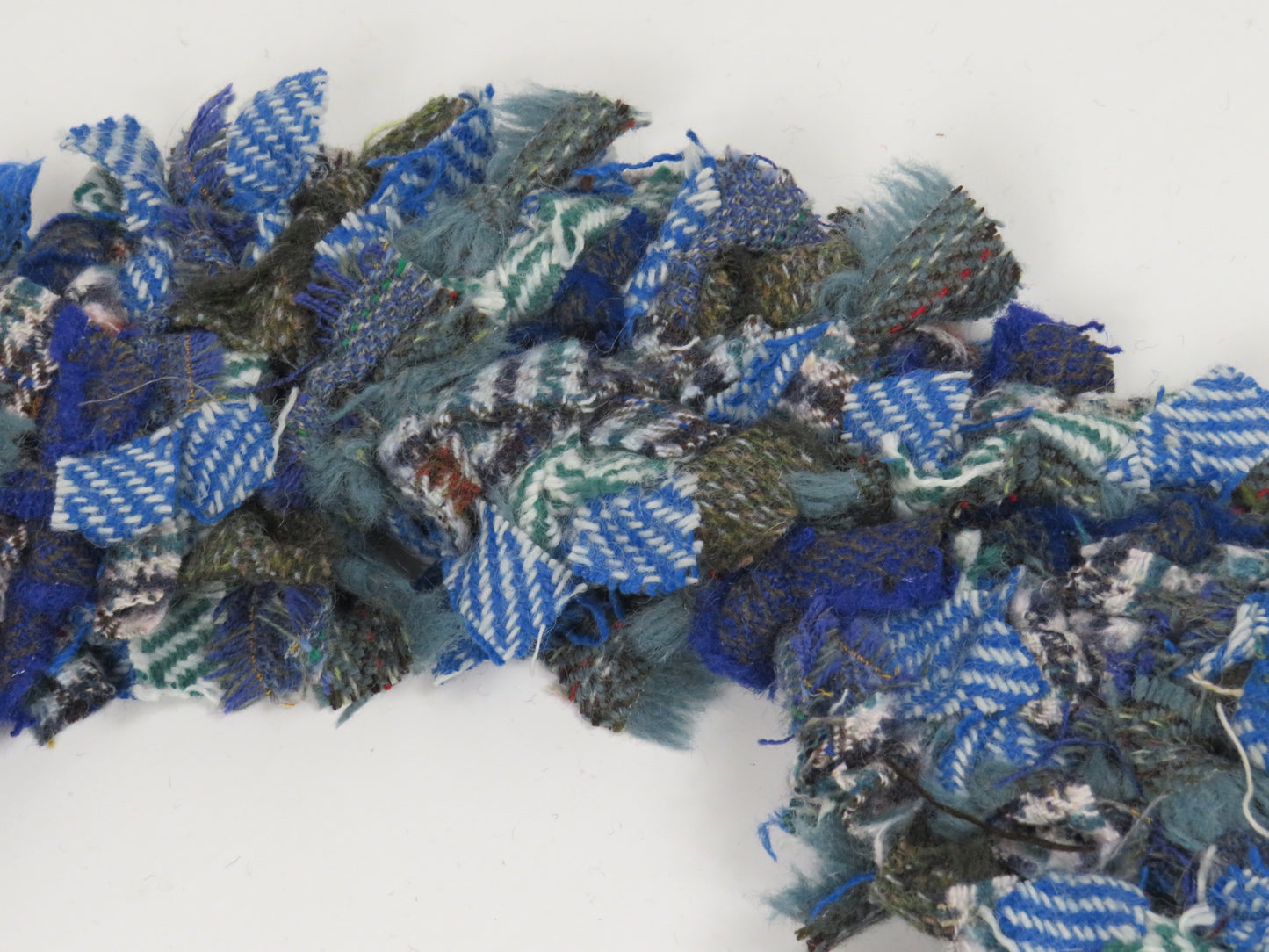 SALE Large Made Round Rag Wreath (40)
