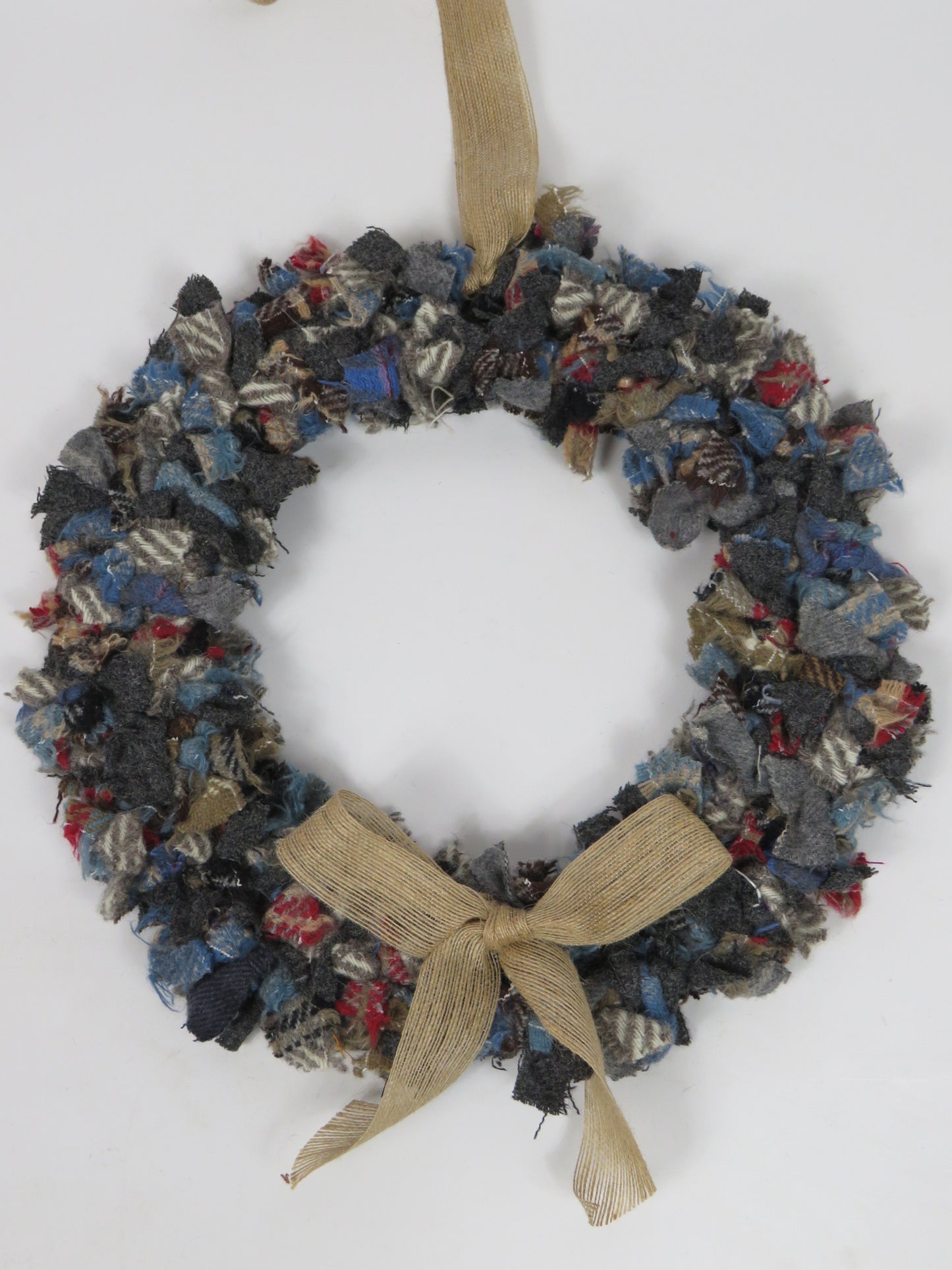 SALE Large Made Round Rag Wreath (30)