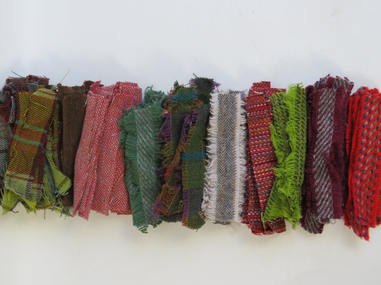 (3) Christmas DIY Rag Wreath Kit