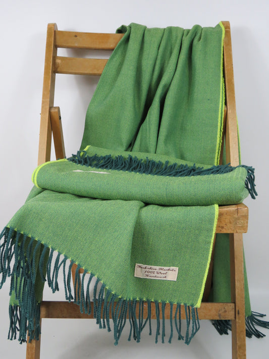 Worsted Pure Wool Luxury Herringbon Blanket