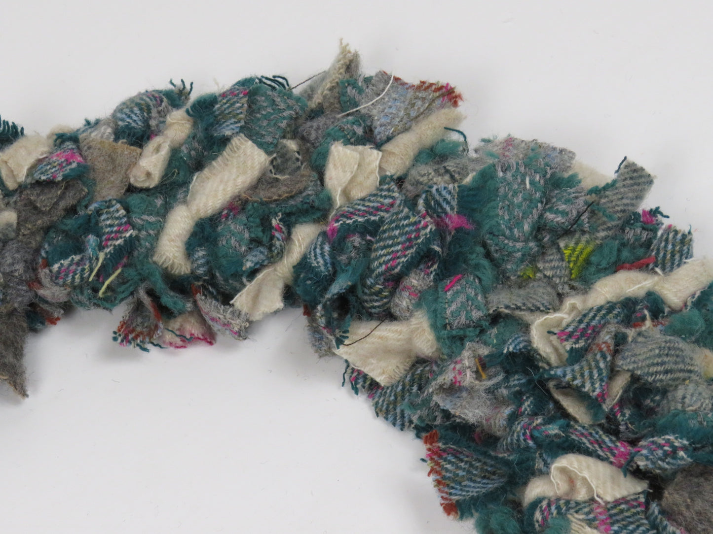 SALE Large Made Round Rag Wreath (39)