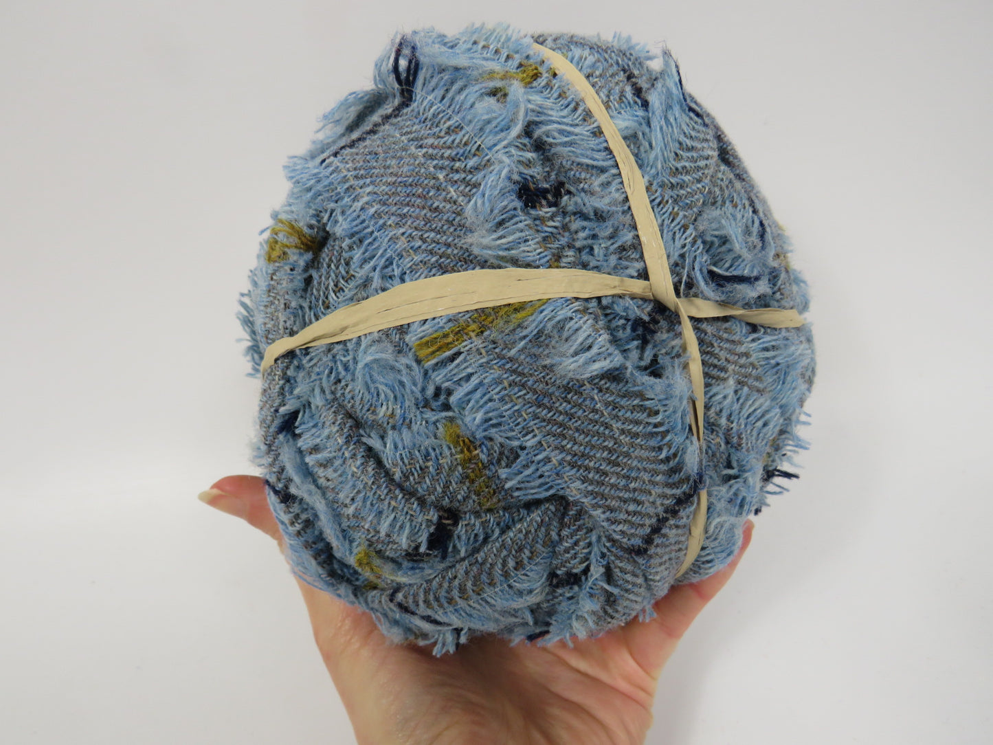 Blanket Yarn Ball Selvedge Edge (19)