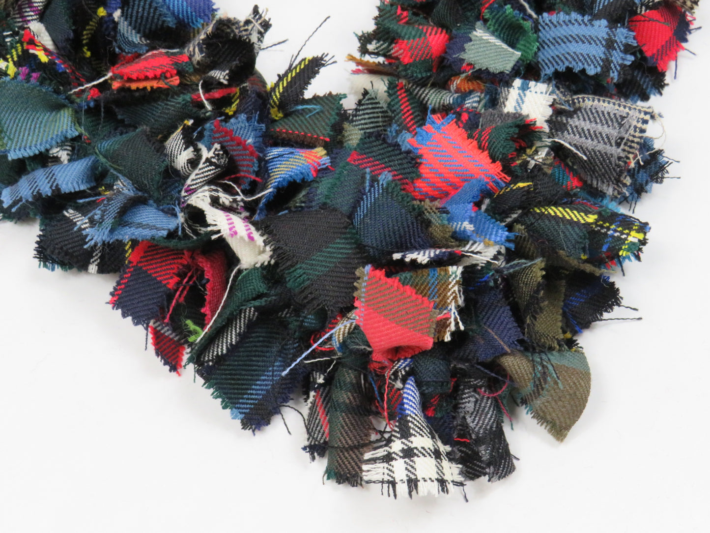 (11) Christmas Made Heart Rag Wreath