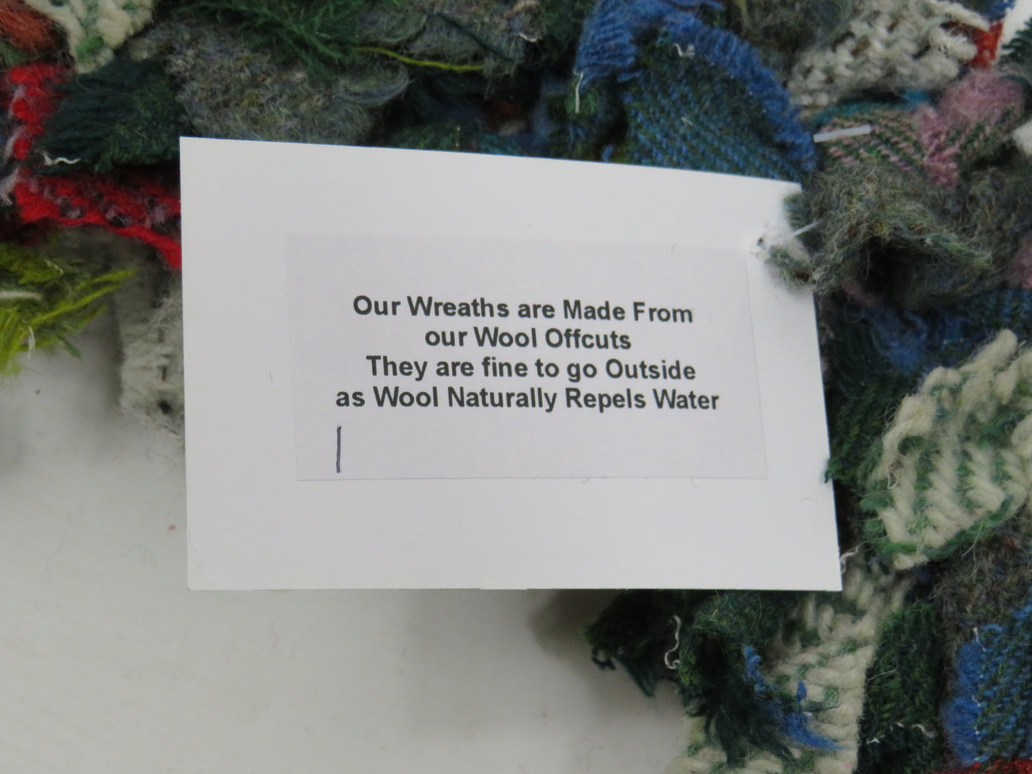 (1) Christmas Made Round Rag Wreath