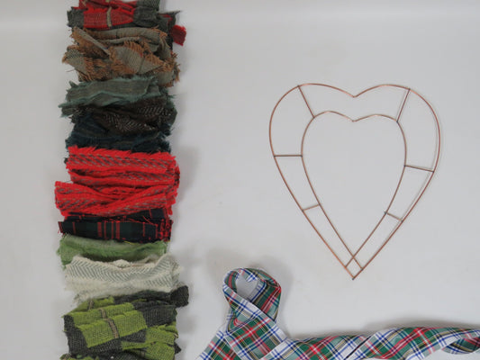 (2) Christmas DIY Rag Wreath Kit