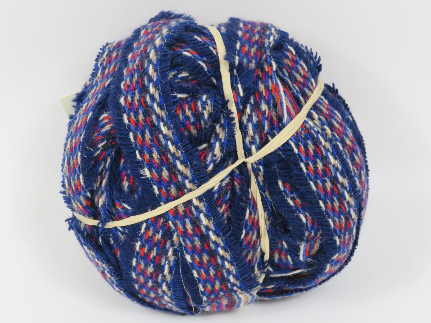 Blanket Yarn Ball Selvedge Edge (29)