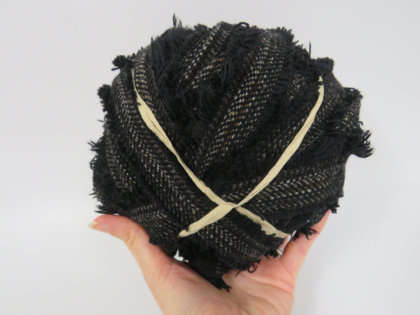 Blanket Yarn Ball Selvedge Edge (21)