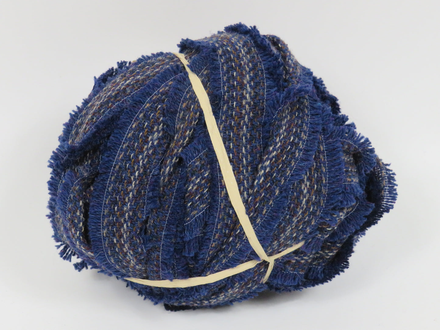 Blanket Yarn Ball Selvedge Edge (4)