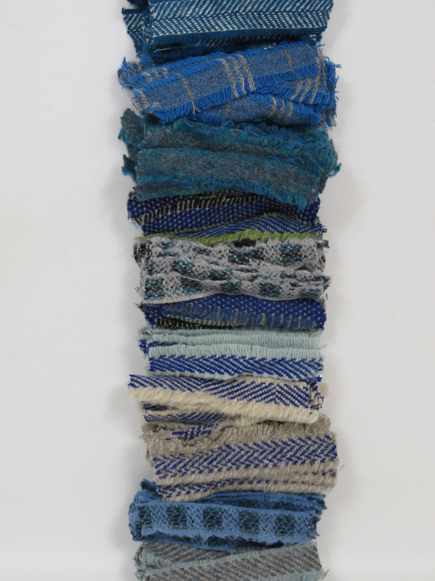 Christmas DIY Rag Wreath Kit Winter Wonderland